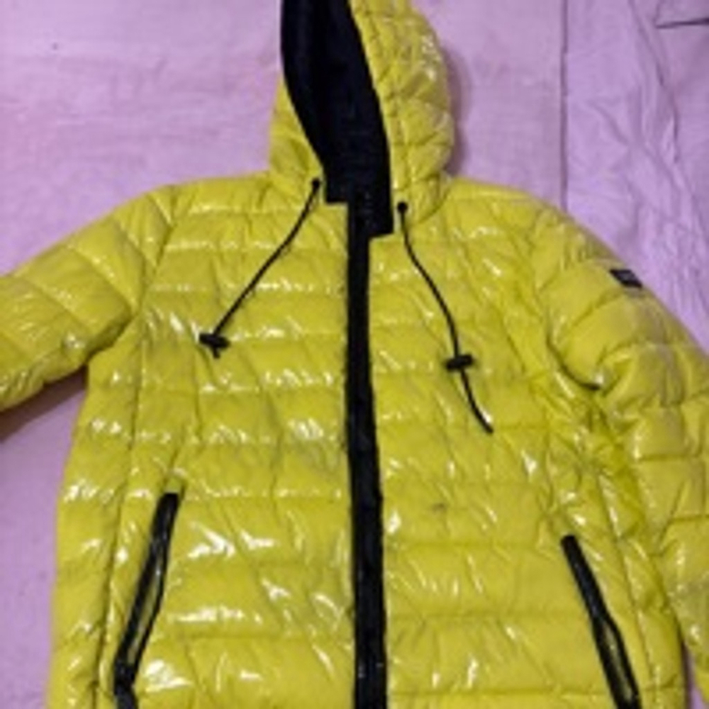 Men's Calvin Klein Puffer Jacket Size M Yellow​
